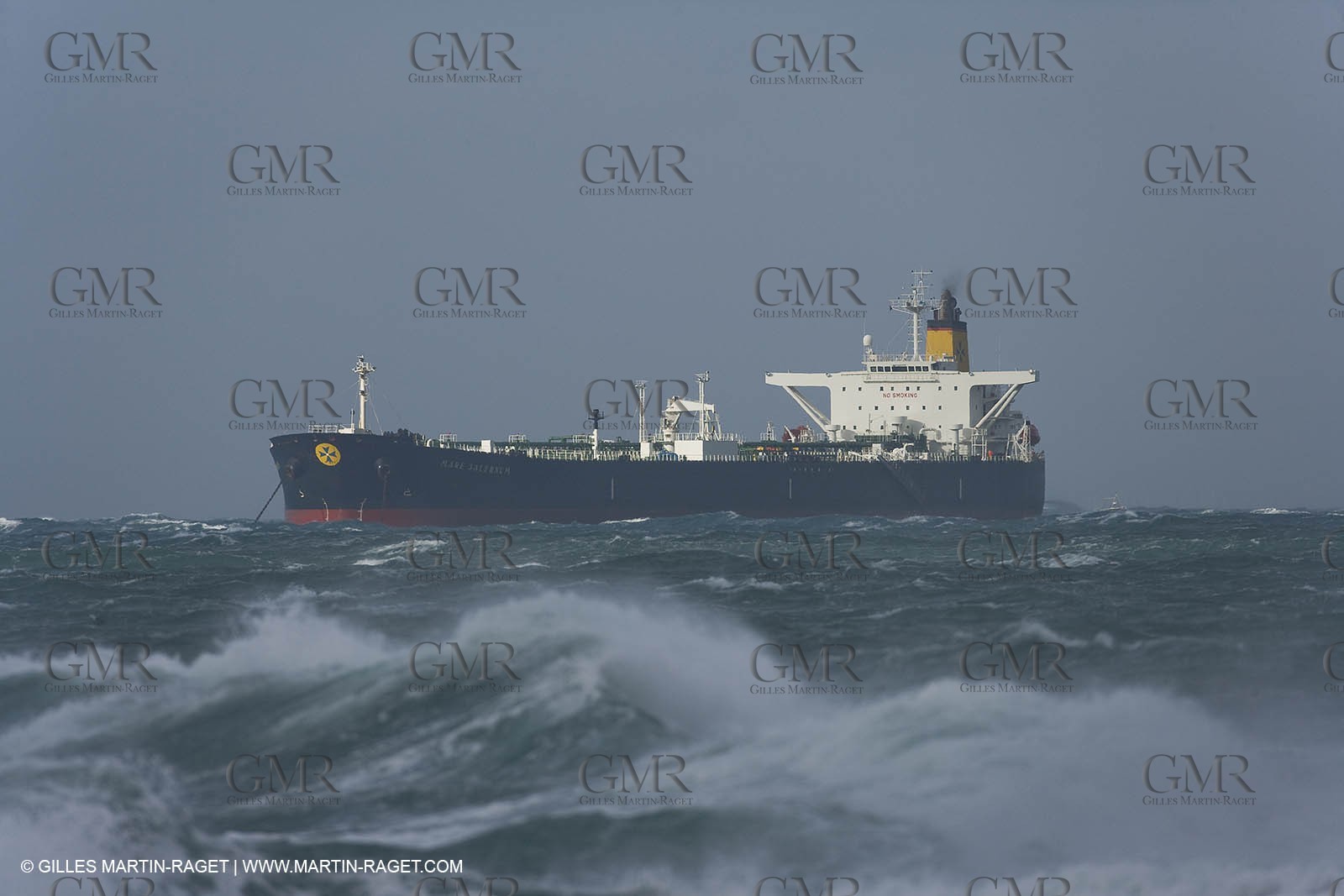 03 01 2008 - Fos sur Mer (FRA, 13) - Esaterly gale