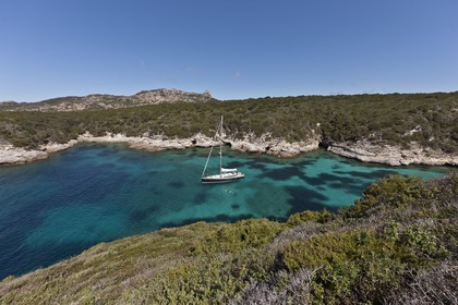 02 05 2012 - Bonifacio (FRA, Corsica) - Chantier Beneteau - Sense 55