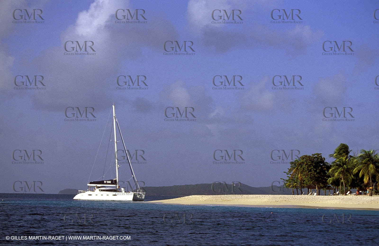 Cruising multihull mooring