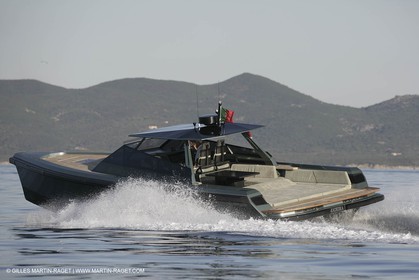 16 07 2007 - Portisco (Italie, Sardaigne) - Wally Power 47 millesime 2007