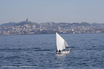 04 03 2007 - Marseilles (FRA) - La Nerthe off L'estaque (Marseille Neighorhood) - Dominique Pons