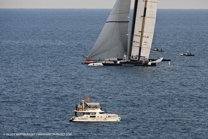 11 02 2010 - Valencia (ESP) - 33rd America's Cup - BMW ORACLE Racing - Day off 2