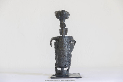 12 07 2020, St Rémy de Provence (FRA,13), Oeuvre de Germaine Richier, L'oiseau 1953, Bronze patiné foncé, Numéroté HC3, Fondeur :L.Thinot, Paris, 28,5 x 15,5 x 15,5 cm, collection particulière