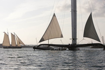 12 11 2009 - San Diego (USA, CA) - 33rd America's Cup - BMW ORACLE Racing - Wing trials, Day 2