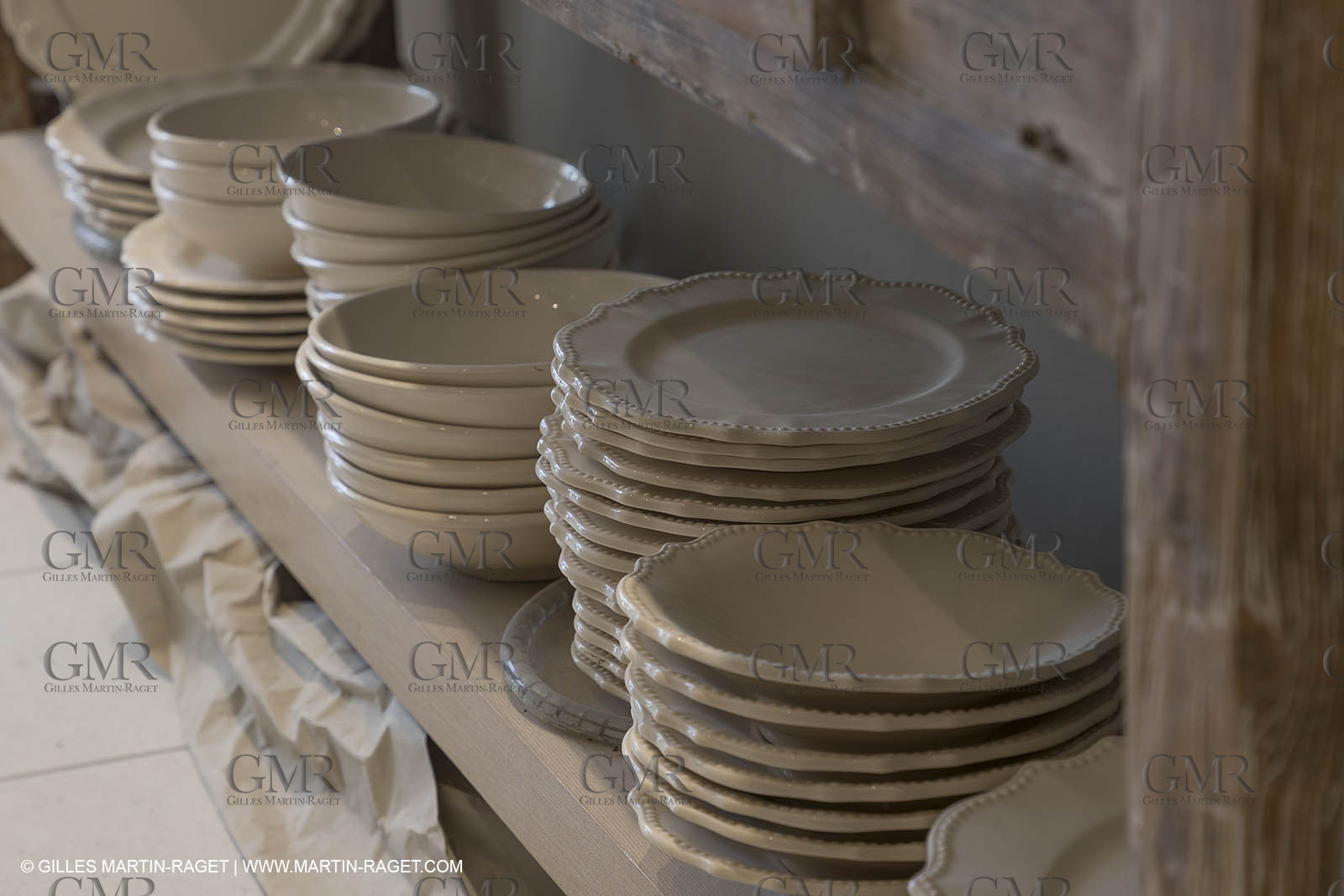 17 05 2018, Apt (FRA,84), Atelier de Faïence Rigo