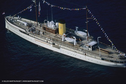 Classic Yachts, Classic Motor yachts, Delphine