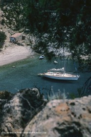 sailing, cruising, monohull at the mooring