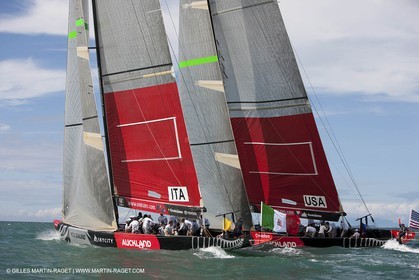 11 02 2009 - Auckland (NZL) - Louis Vuitton Pacific Series - Racing Day 11 - sail off