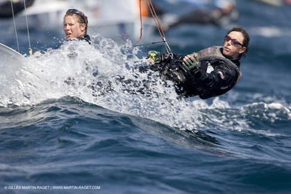 27 04 2007 - Semaine Olympique Française 2007 - Hyères - Jour 6 - Medal Race - Team France - Lecointre-Lemaître