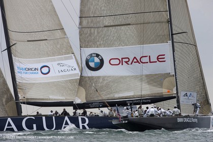 06 08 2010 - Cowes (UK, IOW) - The 1851 Cup -  BMW ORACLE Racing - Day 4