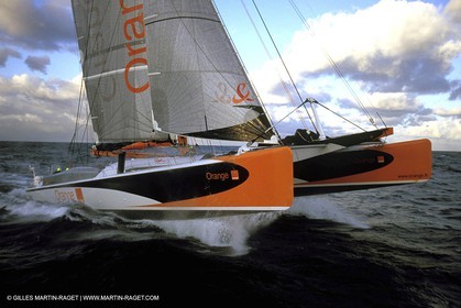 Orange II - 2004 Jules Verne Trophy - Ouessant - 2nd starting line crossing