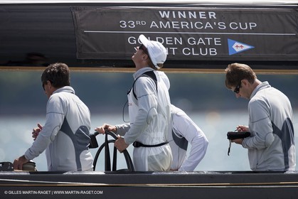 02 08 2010 - Cowes (UK, IOW) - The 1851 Cup -  BMW ORACLE Racing - Training Day.