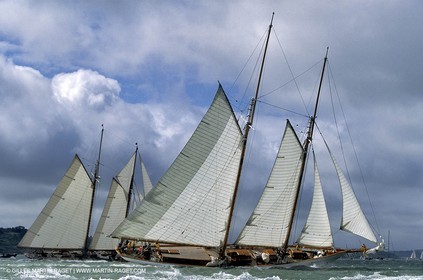 Zaca a te moana - AmCup Jubilee 2001