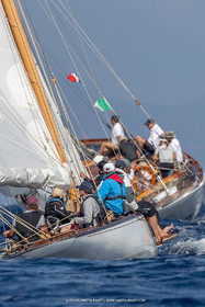VST21D6_1261.jpg