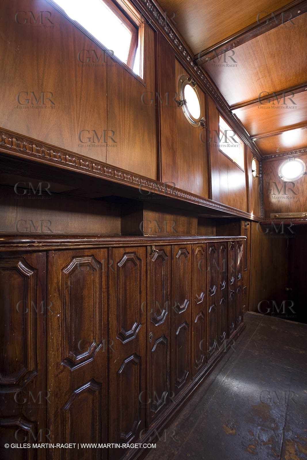 18-05-07 - Monaco - Zaca - Interiors