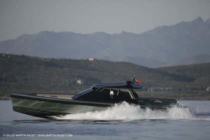 16 07 2007 - Portisco (Italie, Sardaigne) - Wally Power 47 millesime 2007