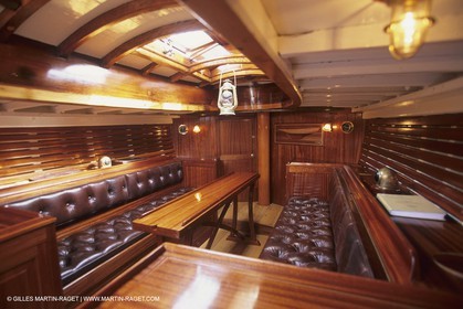 Sailing, Classic yachts, Viola