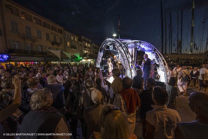 02 10 2014, Saint-Tropez (FRA,83), Voiles de Saint-Tropez 2014, Day 4, défilé des équipages   crew parade
