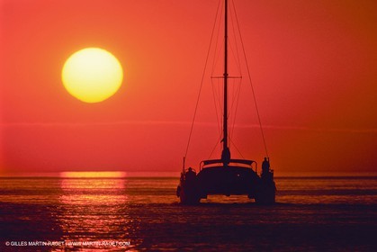 Voile - Croisière - Multicoque au mouillage