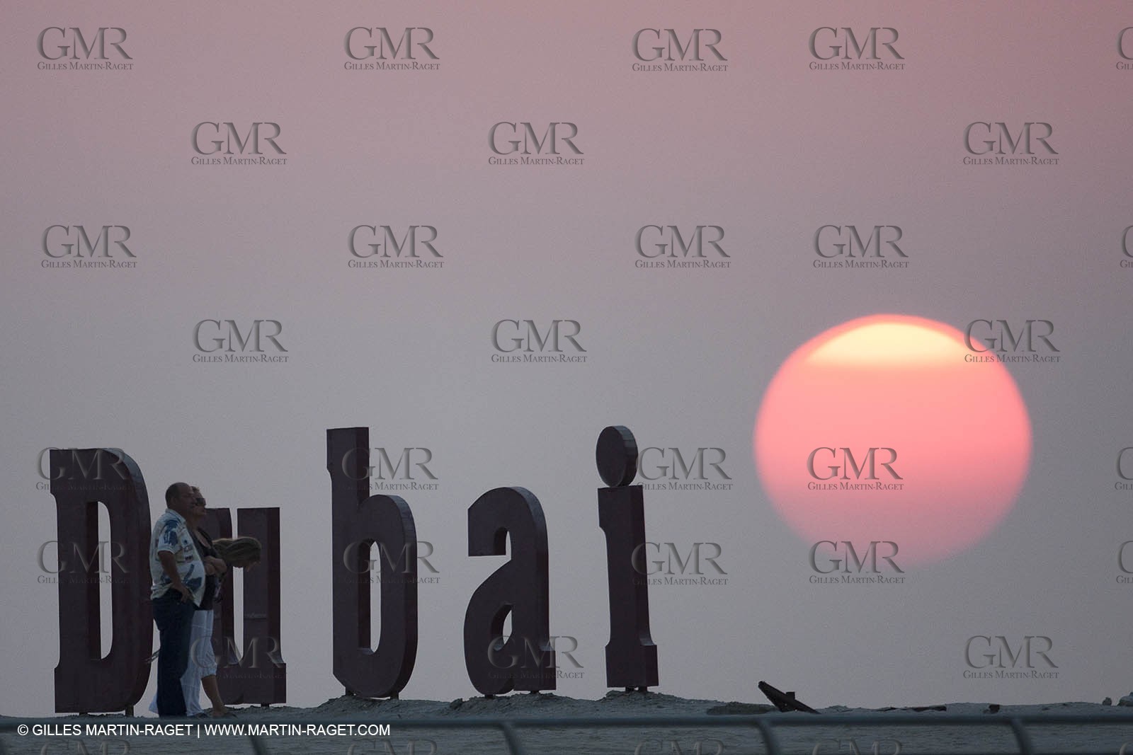 21 11 2010 - Dubai (UAE) - Dubai Louis Vuitton Trophy -  Round 2 - BMW ORACLE Racing