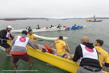10 08 2013 - San Francisco (USA,CA) - 34th America's Cup - AC Open - Outrigger Canoe Races et Hula Danceperformance at Marina Green Village