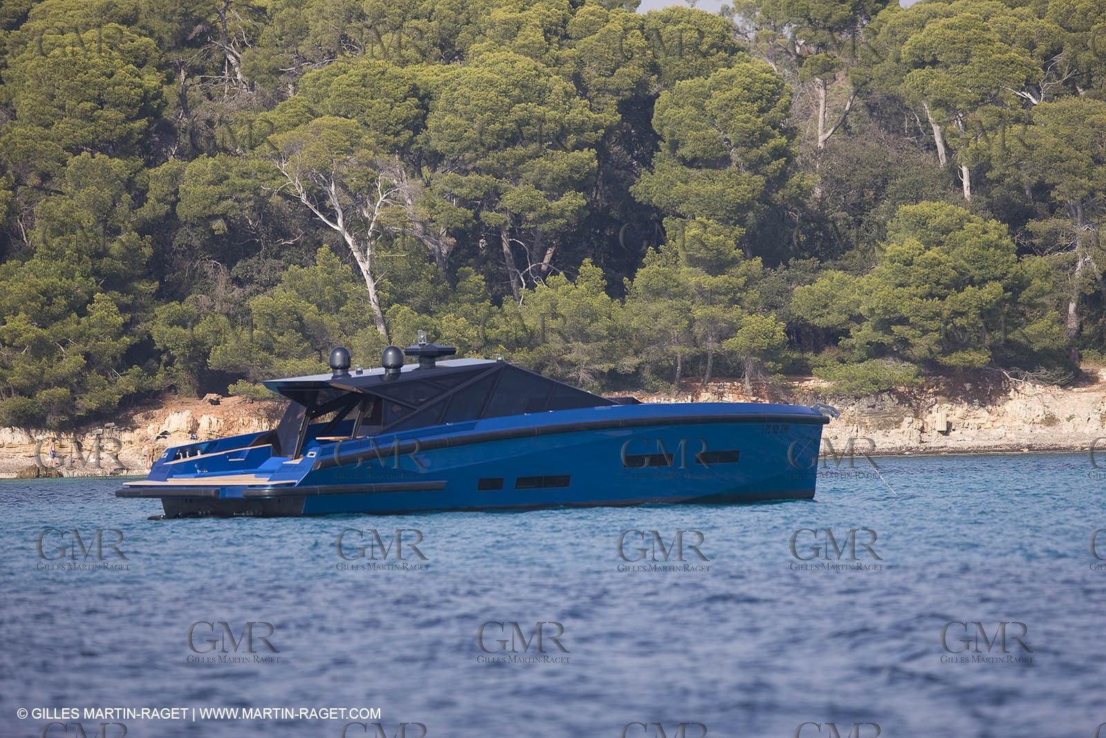 14 10 2008 - Cannes (FRA, 06) - Super yachts - motoryachts - Wally yachts - Wallypower 64