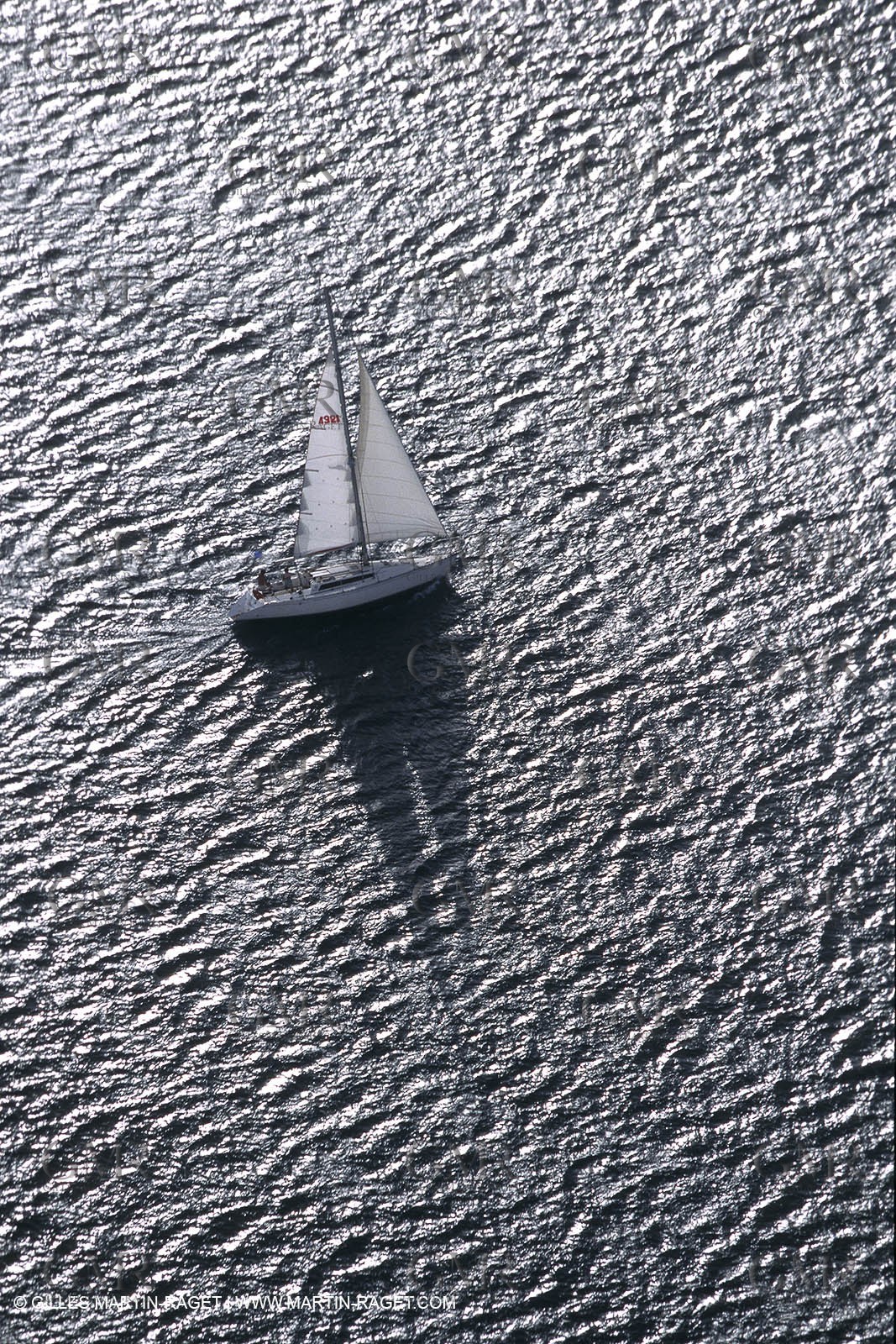 Crusing monohull sailing