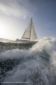 Crusing monohull sailing