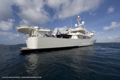 01 02 2008 - San Blas Archipelago (Panama) - Motor Yacht Senses
