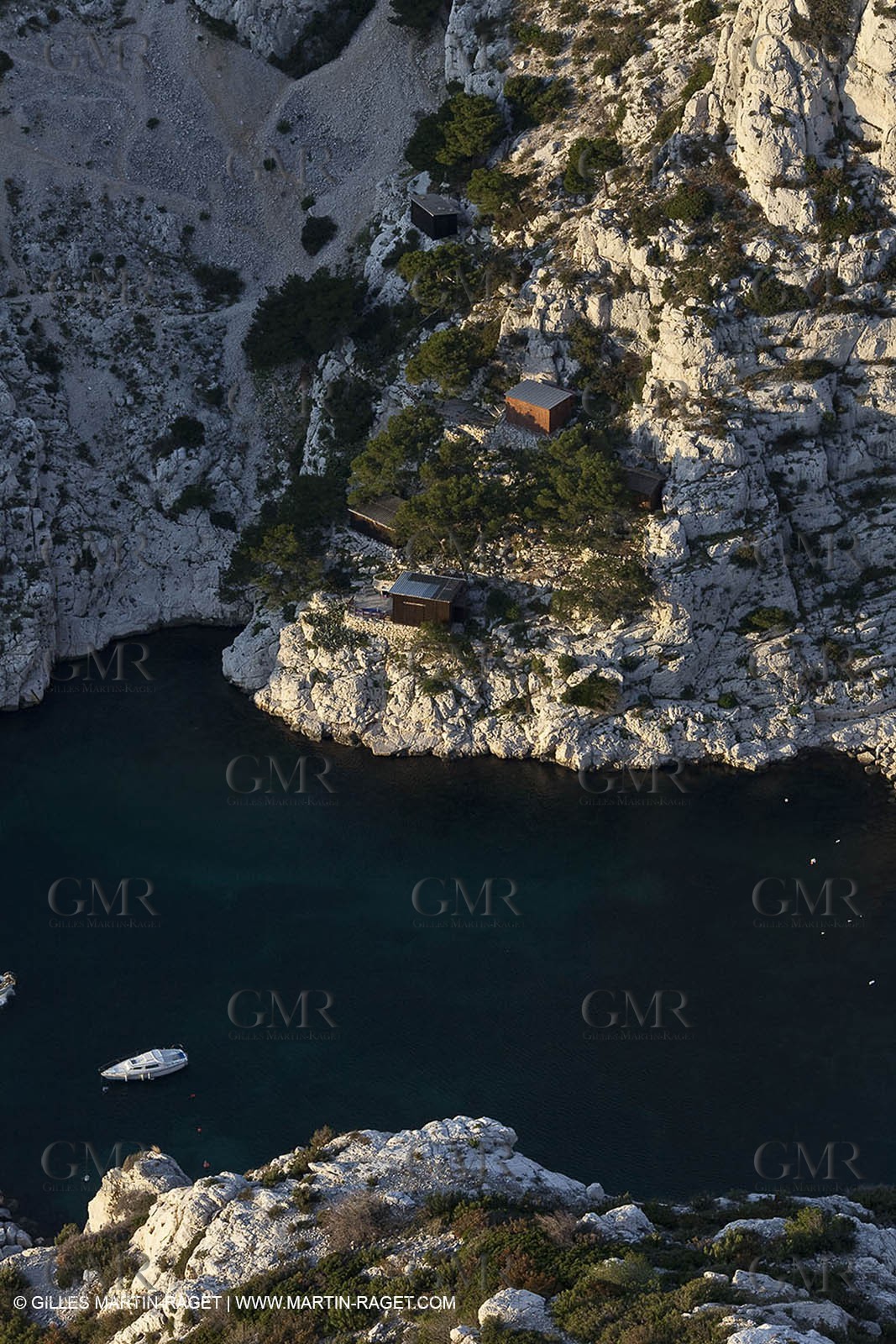 Décember 2009 - Marseille (FRA) - Les Calanques - Morgiou as seen from Sugiton Belvedere