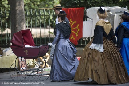 06 07 08 - Arles (FRA, 13) - Traditional costume of Arles fest