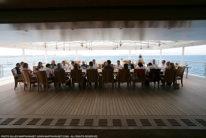 17 05 2007-Valencia (Spain)- 32nd America's Cup - Louis Vuitton Cup - Semi-final - Day 4 - San Francisco event presentation to Syndicate representative onboard Rising Sun