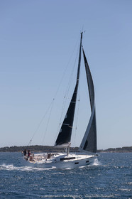 04 07 3017; Les EMbiez (FRA; 83) - Chantier Beneteau; Oceanis 38.1