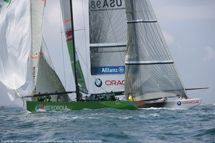 28 04 2007-Valencia (Spain)- 32nd America's Cup - Louis Vuitton Cup - RR1 - Day13 - BMW ORACLE Racing