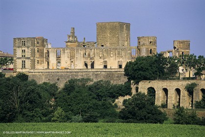 Pays d'Aix en Provence - La Tour d'Aigues
