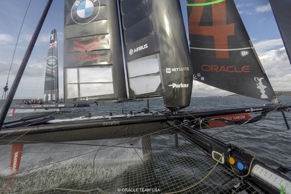 27 08 2015, Göthenburg, (SWE), 35th America's Cup, Louis Vuitton America's Cup World Series Göthenburg 2015, Tech Day, Onboard ORACLE TEAM USA with Joe Newton