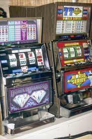 Paquebots, liners, cruise ships