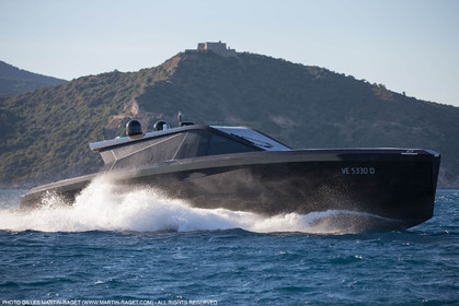 20 07 2016, Cala Galera (ITA), WallyYachts, Wally Power 75 Checkmate
