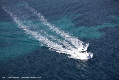 16 04 2008 - Porquerolles (Fra, 83) - Beneteau - Antares 8