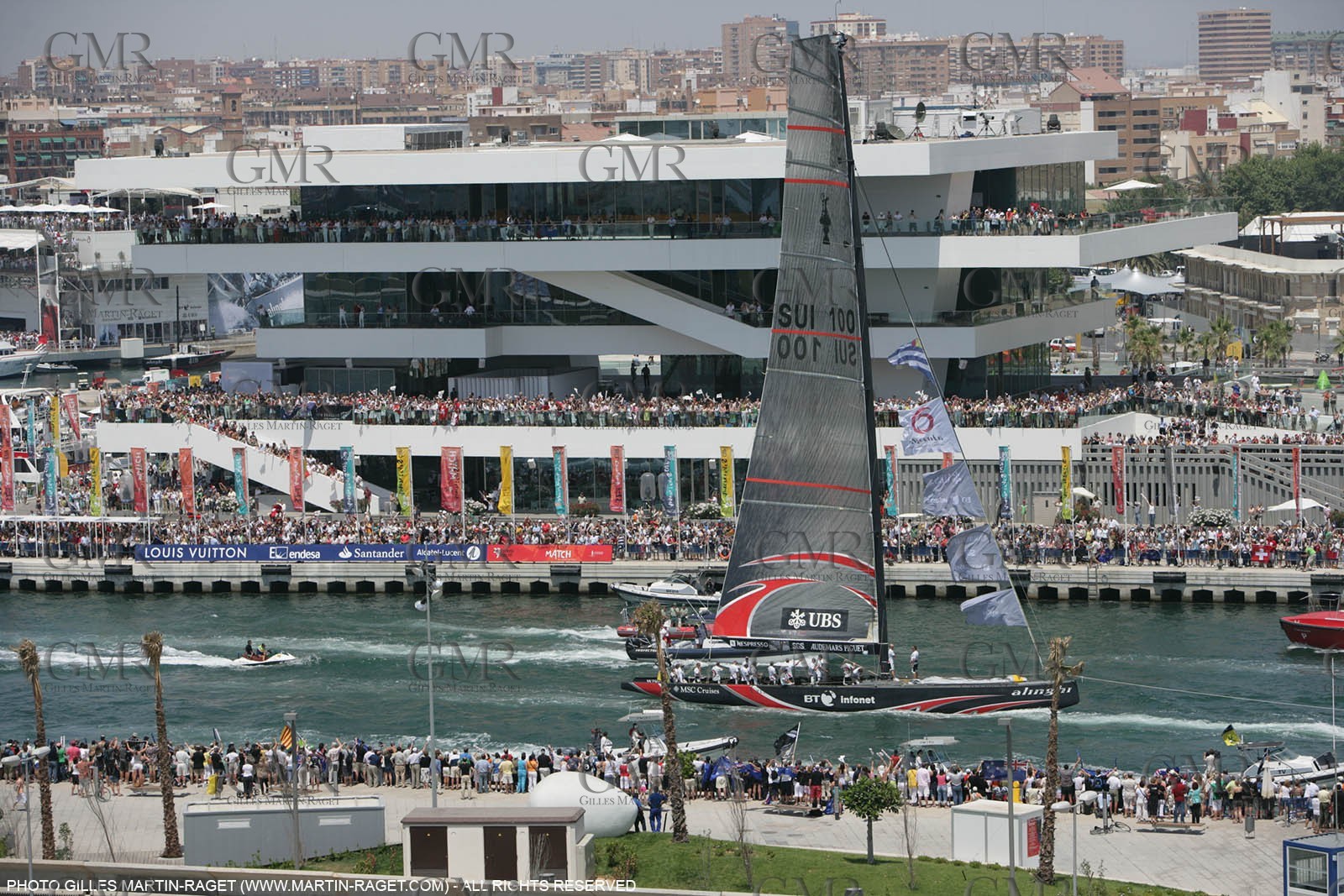 2' 06 2007-Valencia (Spain)- 32nd America's Cup - Final Match - Day 2