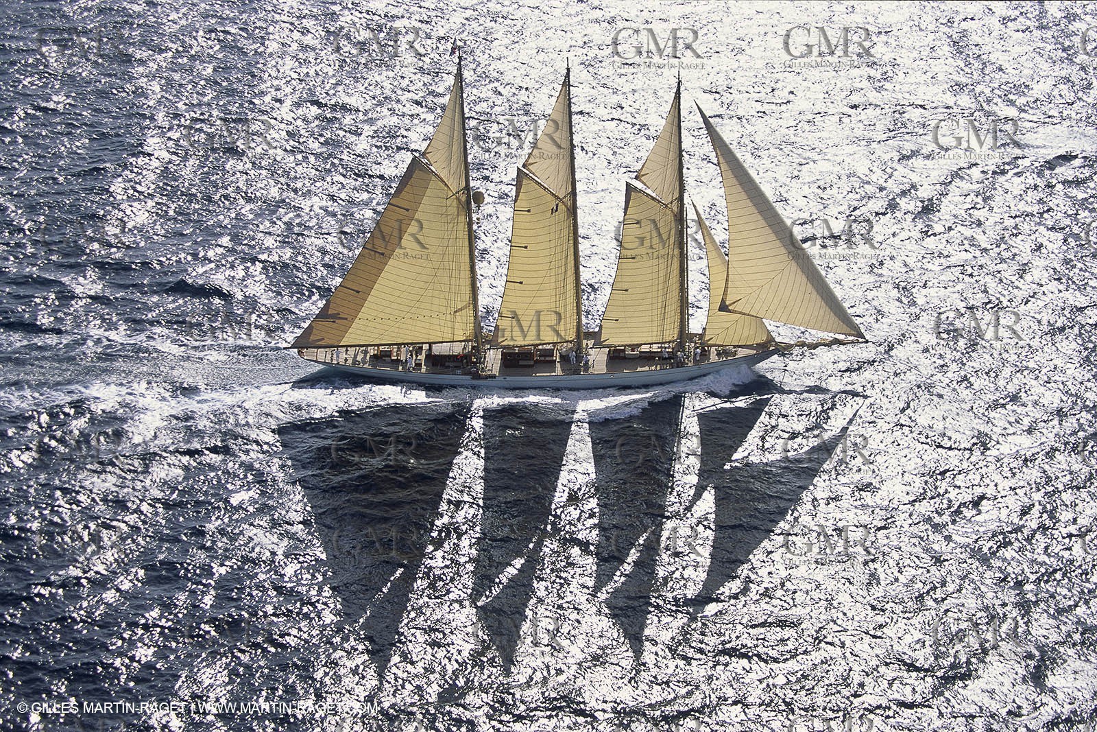 Sailing, Classic yachts, Nioulargue 1992,  Saint-Tropez (FRA,83)