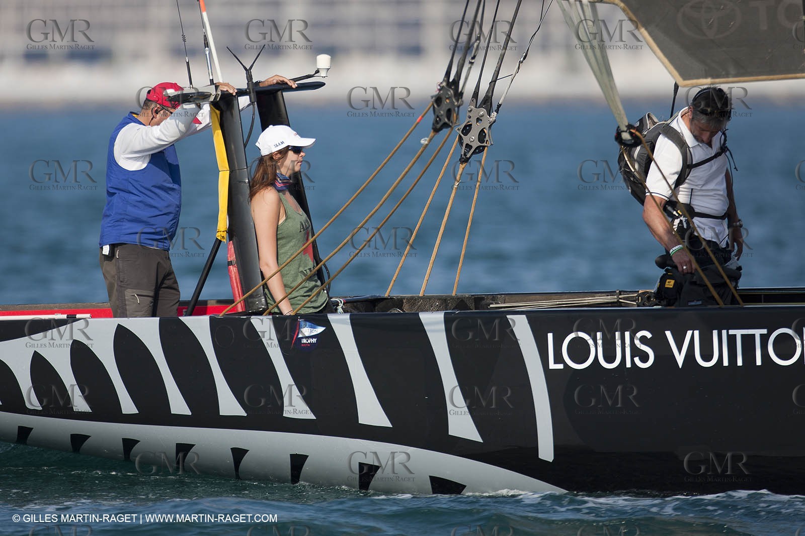 21 11 2010 - Dubai (UAE) - Dubai Louis Vuitton Trophy -  Round 2 - BMW ORACLE Racing