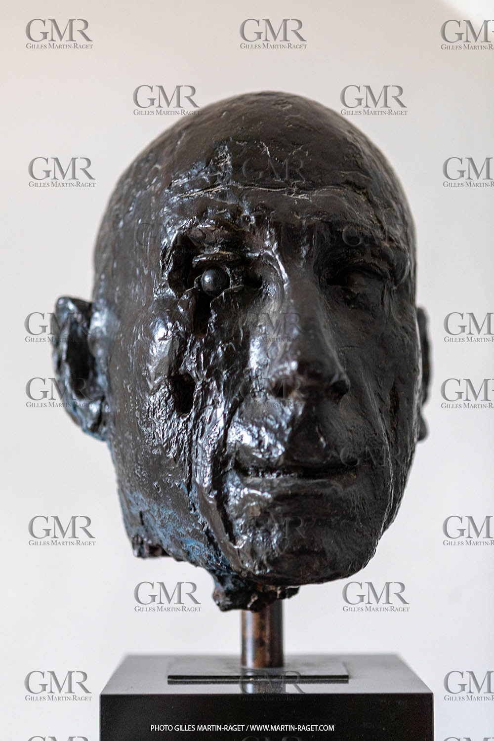 Oeuvre de Germaine Richier, buste Le Guerrier, 1945, 5 8