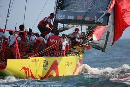 29 04 2007-Valencia (Spain)- 32nd America's Cup - Louis Vuitton Cup - RR2 - Day1 - BMW ORACLE Racing
