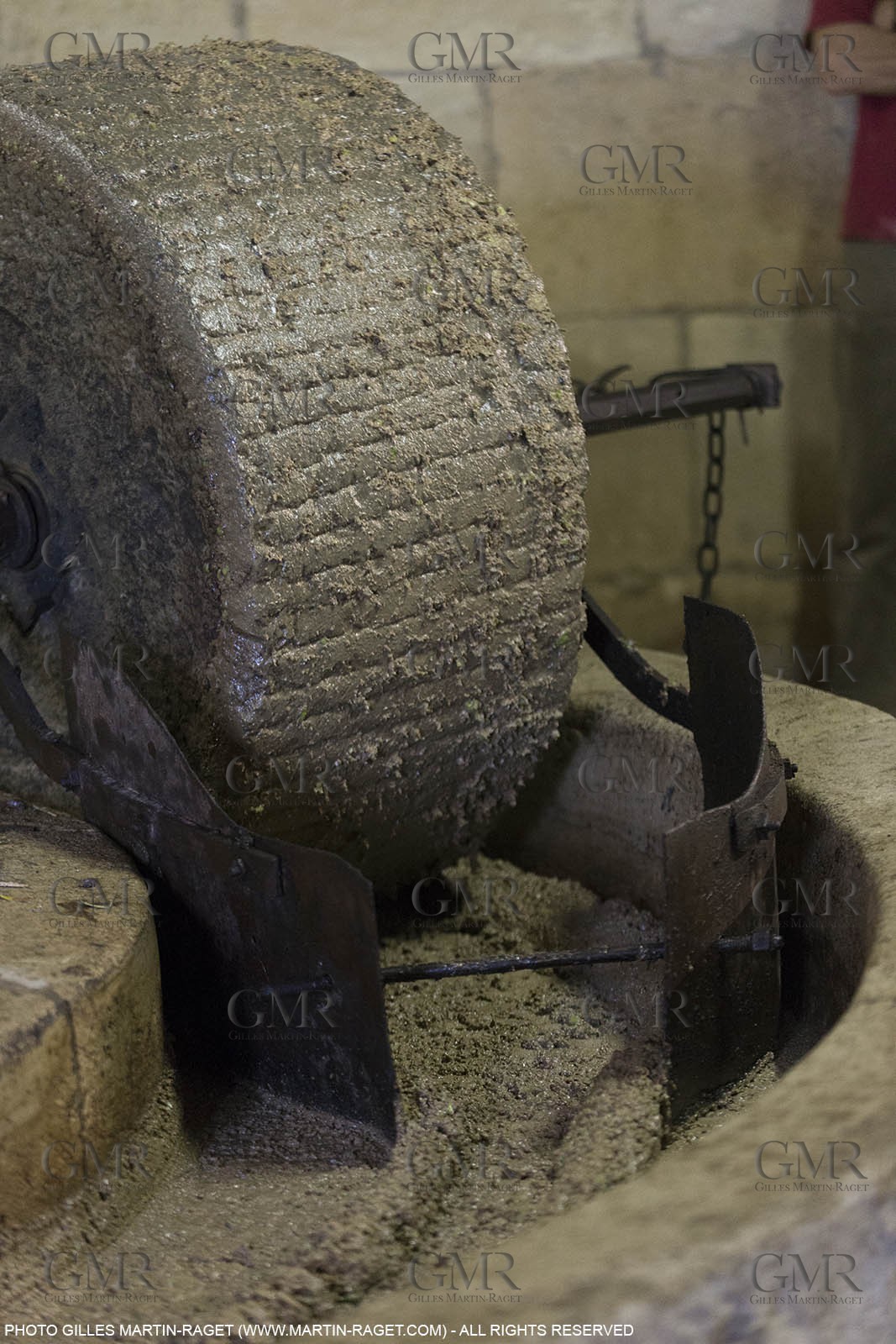 14 11 2015, Saint-Etienne du Grès (FRA,13), traditional making of olive oil at La Croix mill