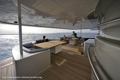 11 06 2007 - Valencia (Spain) - Super Yacht Catamaran Bradley, Gilles Vaton design built by H2X in la Ciotat (France)