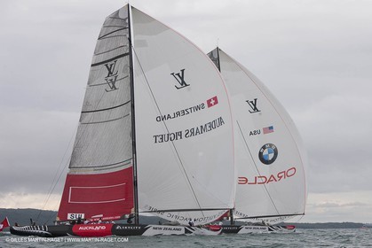 11 02 2009 - Auckland (NZL) - Louis Vuitton Pacific Series - Racing Day 11 - sail off