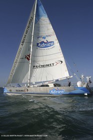 Round the world record wrong way - Adrien - Jean-Luc Van de Heede - Les Sables d'Olonne Start