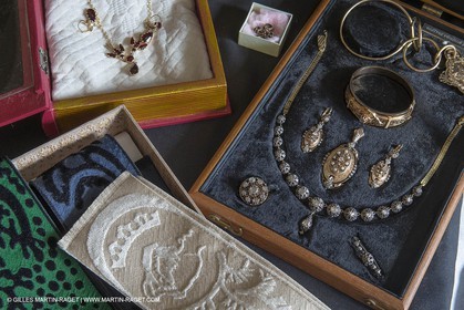 02 06 2014, ARles (FRA,13), Cérémonie de passation des bijoux de la Reine