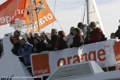 Orange II - Arrivée Trophée Jules Verne 2005 - Brest  - A terre - Public